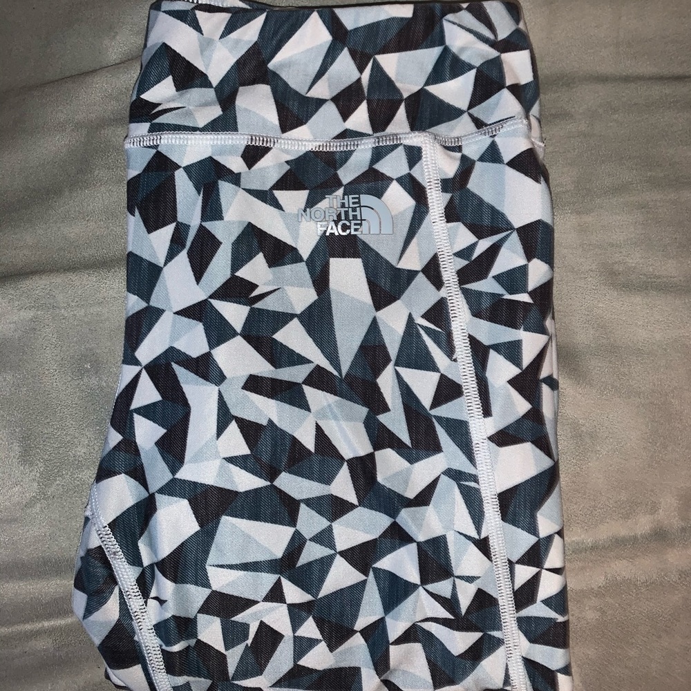 The Northface cropped compression leggings